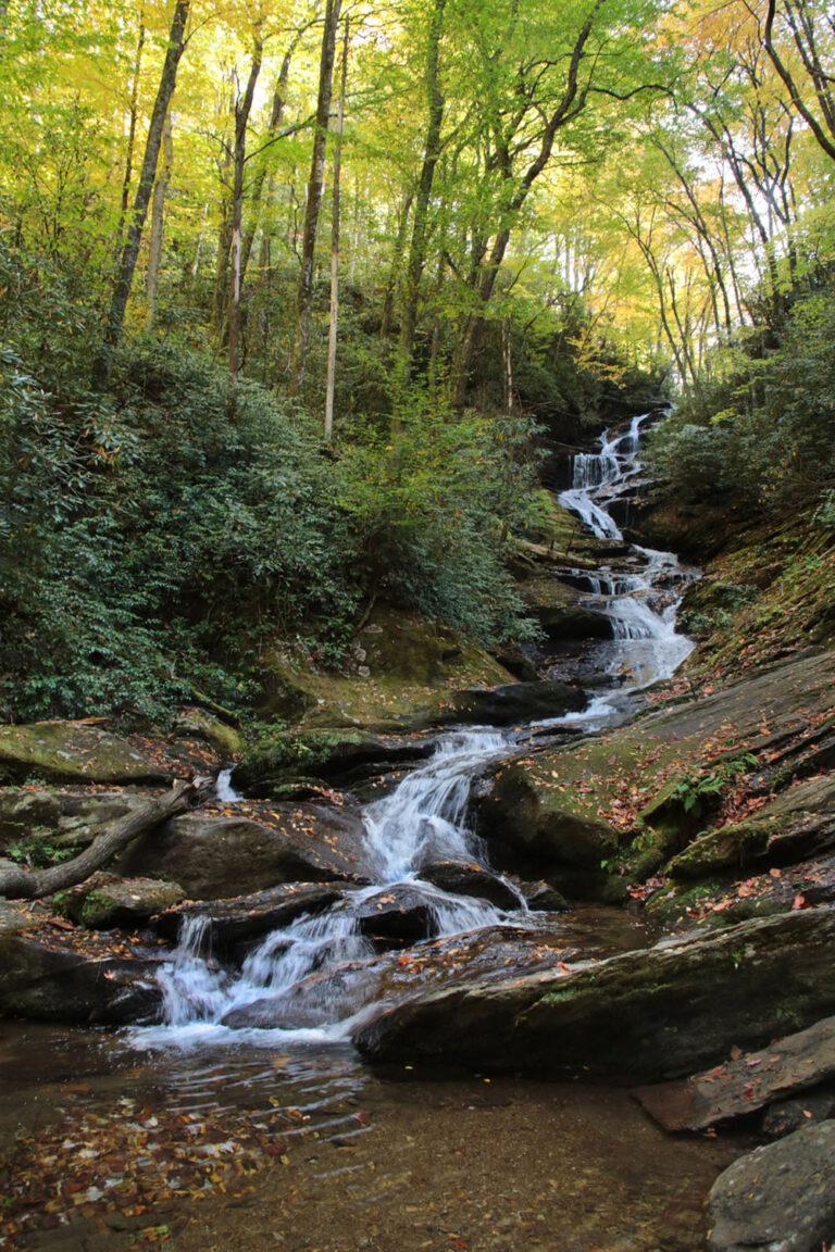 Roaring Fork Creek Falls – Southeast Waterfall & Hiking Guide